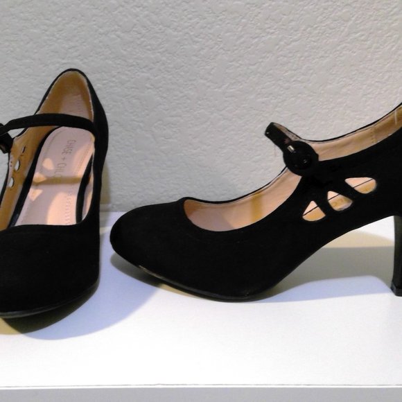 Chase + Chloe suede heels - Picture 3 of 6